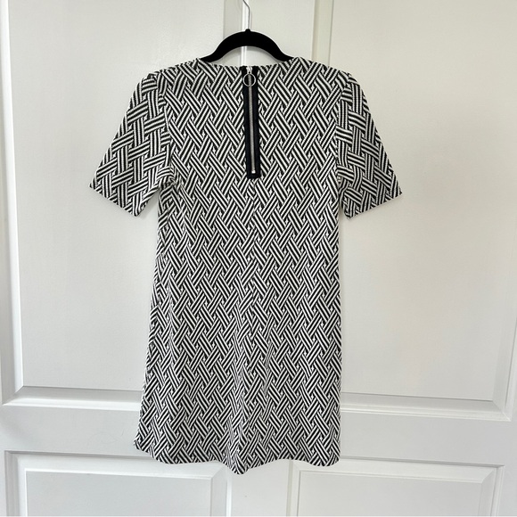 H&M Divided Knit Woven Herringbone Pattern Dress — Size 4 - Picture 2 of 3